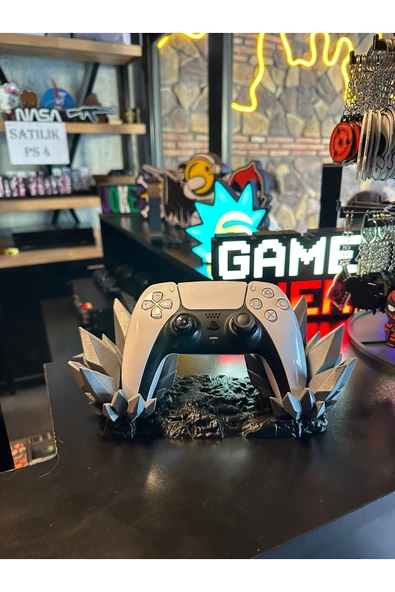 3D Baskı Kristal Görünümlü Gamer Oyun Kol Standı ürün görseli 1