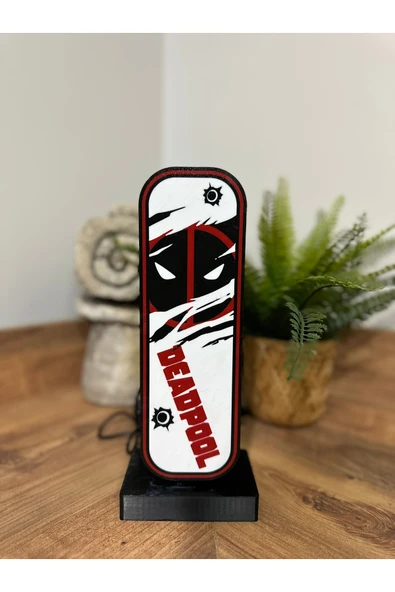 Butik Deadpool Gamer Kulaklık Standı Ve Dekoratif Masa Üstü Led Lamba ürün görseli 1
