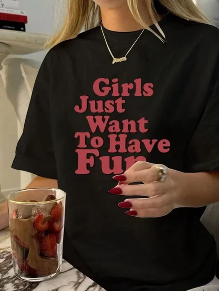 Kadın Baskılı Oversize T-shirt - Siyah ürün görseli 1