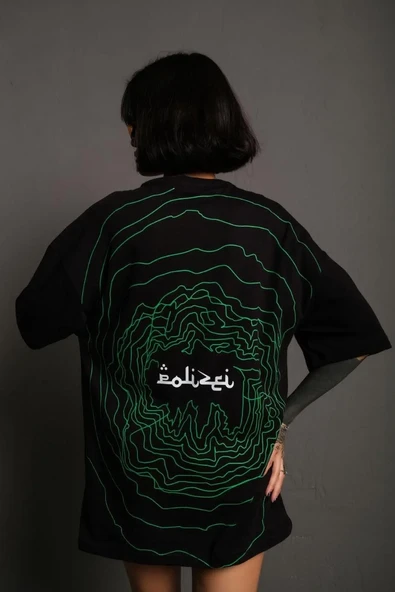Kadın Bisiklet Yakalı Sırt Baskılı Oversize T-shirt - Siyah ürün görseli 1