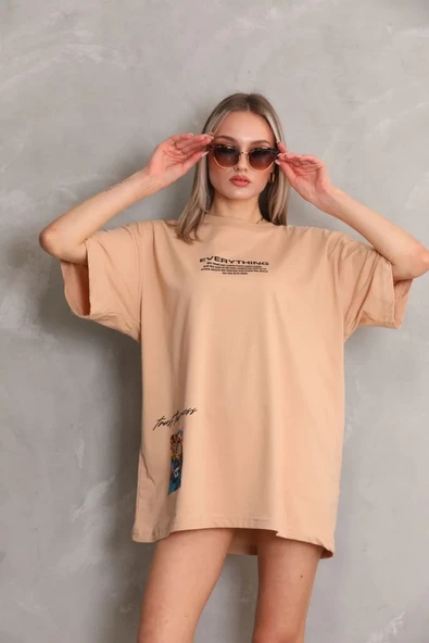 Unisex Bisiklet Yaka Baskılı Oversize T-shirt - Bej ürün görseli 1