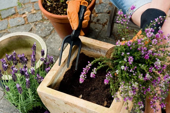 Fiskars Solid 137030 Küçük Toprak Çatalı 26cm - Resim 5