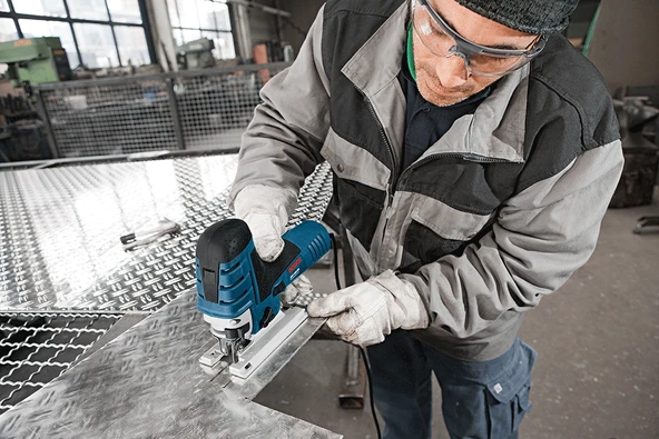 Bosch Professional GST 150 CE Dekupaj Testere - Resim 4