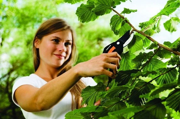 Fiskars P26 Budama Makası 208mm - Resim 3