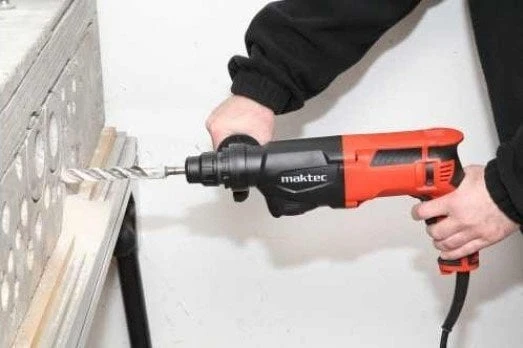 Maktec MT870 Delici 710W 2.0 Joule - Resim 3