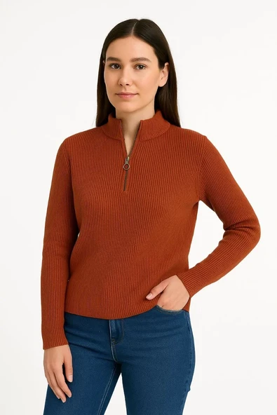 Kadın Yarım Fermuarlı Triko Kazak – Selanik Örgü, Dik Yaka, Pamuklu Dokuma, Oversize Uzun Kollu Kışlık Model - Kiremit ürün görseli 1