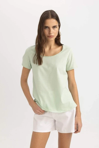 Defacto Regular Fit Yuvarlak Yaka Basic Düz Kısa Kollu Tişört K1508AZ24SM ürün görseli 1