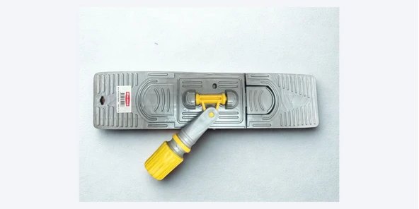 ŞeyliŞeyler - 40 Cm Palet Mop Aparatı Tek Düğmeli 1 Adet ürün görseli 1