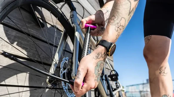 MUC-OFF AIRMACH KARBON EL POMPASI - Resim 5
