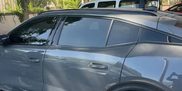 Peugeot 408 2022 Sonrası Tavan Çıtası Parlak Siyah ürün görseli 1