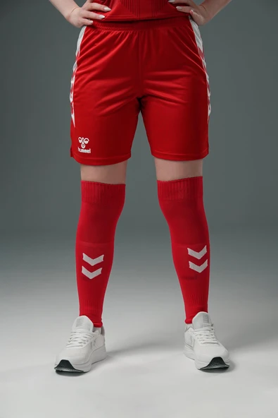 Hummel Milli Takım Kırmızı Şort Kadın ürün görseli 1