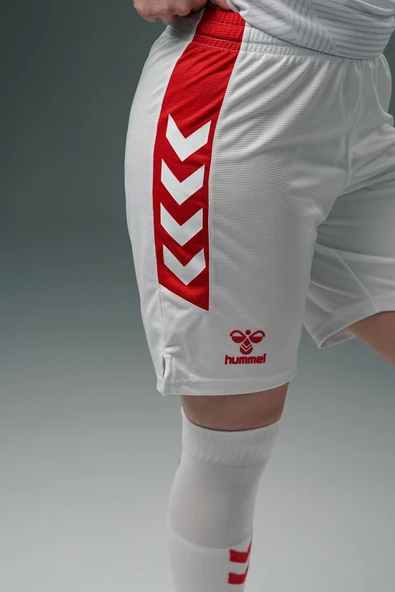 Hummel Milli Takım Beyaz Şort Kadın - Resim 5