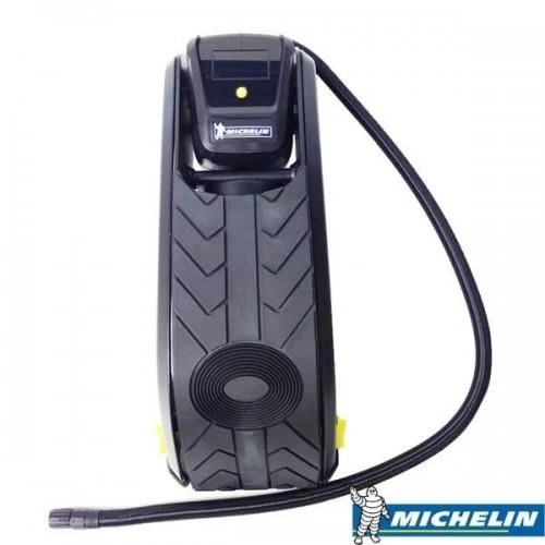 Michelin MC12208 Dijital Basınç Göstergeli Ayak Pompası ürün görseli 1