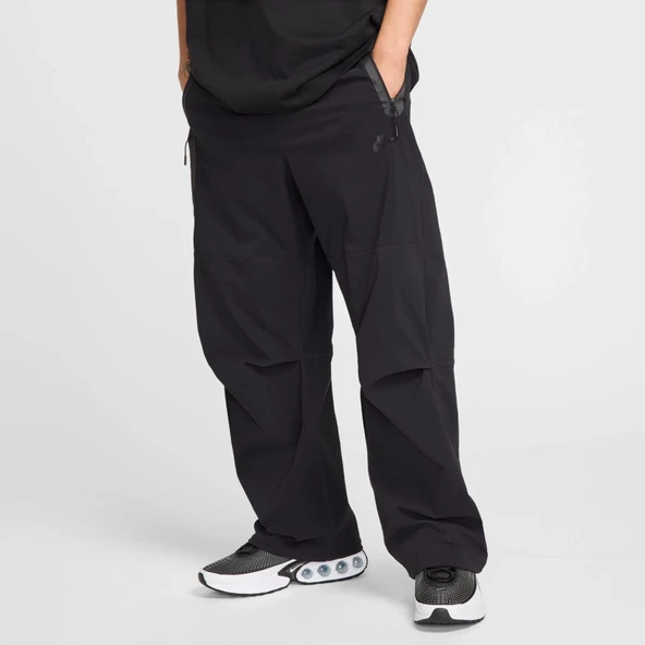 Tech Woven Pant OS Erkek Eşofman Altı  HM7158-010 ürün görseli 1