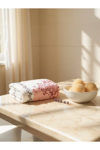 Emily Kadife El-Yüz Havlusu 50×90 cm ürün görseli 1