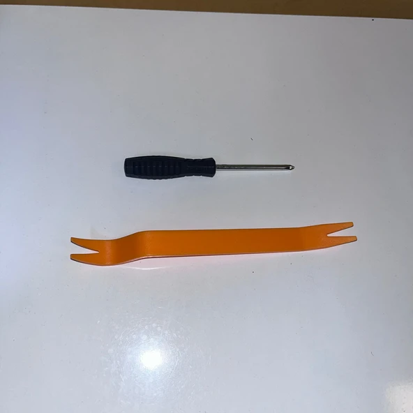 Trim açma aparatı ve yıldız tornavita seti ürün görseli 1