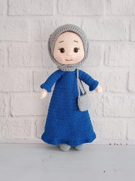 Mavi Elbiseli Ravza Bebek Amigurumi Organik Oyuncak ürün görseli 1
