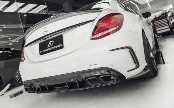 Mercedes C Serisi W205 C63 Arka Tampon 2015-2020 Arası DİFÜZÖRSÜZ MODEL ürün görseli 1