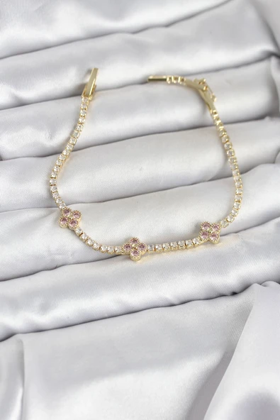 Pembe Yonca Detaylı Zirkon Taşlı Gold Renk Pirinç Su Yolu Kadın Bileklik ürün görseli 1