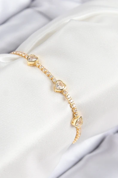 Pirinç Zirkon Taşlı Sıralı Kalp Model Gold Renk Kadın Bileklik ürün görseli 1