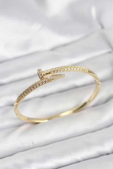 Pirinç Gold Renk Zirkon Taşlı Çivi Model Kadın Kelepçe Bileklik ürün görseli 1
