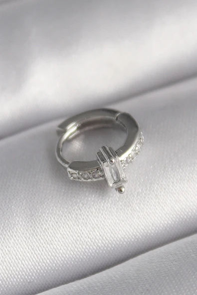316L Çelik Gümüş Renk Zirkon Taşlı Tragus Piercing ürün görseli 1