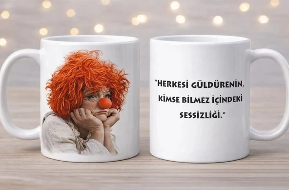 Kişiye Özel Turuncu Kafalı Palyaço Baskılı Simli Kupa Bardak (Çift Taraflı Baskı) ürün görseli 1
