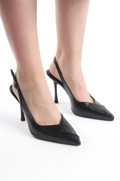 Norino Kadın Soci Siyah Rugan 9 Cm İnce Topuklu Sivri Burunlu Arkası Acık Tasarım Stiletto ürün görseli 1
