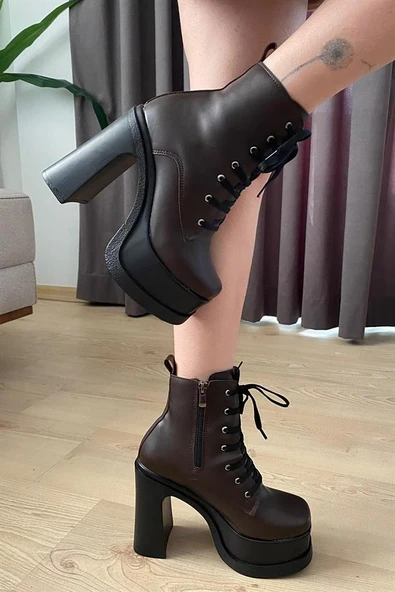 Norino Kadın Simya Kahverengi Bağcıklı Detaylı 12 cm Platform Topuklu Fermuarlı Bot ürün görseli 1