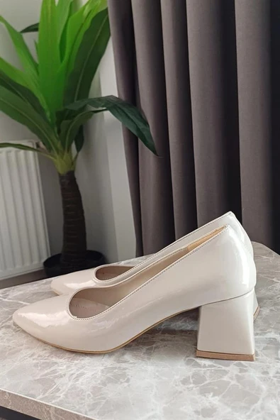Norino Kadın Nova Krem Rugan 6,5 cm Kalın Topuklu Stiletto ürün görseli 1