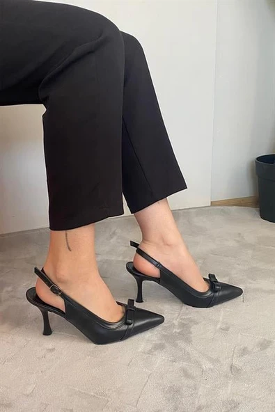 Norino Kadın Madame Siyah Cilt Fiyonk Detaylı Arkası Acık 9 cm İnce Topuklu Ayakkabı ürün görseli 1