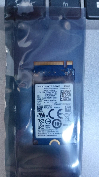 Kioxia KBG40ZNT256G 256GB M.2 2242 Nvme PCIE3 X4 Solid State Drive SSS0T35787 M.2 SSD ürün görseli 1