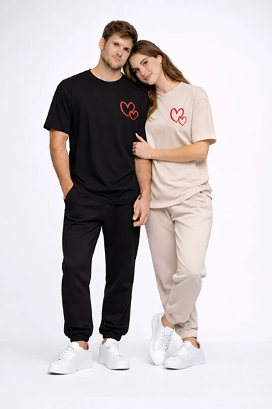 Sevgili Kombini Kalp Baskılı Oversize Çift Tişört Unisex Uyumlu Partner Kombin Seti ürün görseli 1