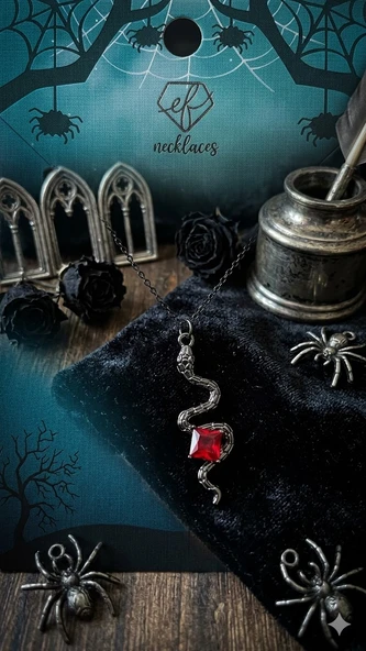 Gotik Stil Ruby Taşlı Yılan Figürlü Zincir Kolye - Resim 2