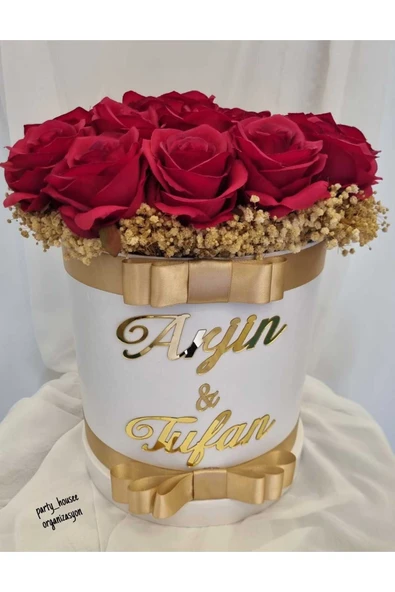 PARTY HOUSEE ORGANİZASYON Silindir Kutulu Kız Isteme Çiçeği ürün görseli 1