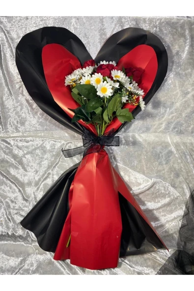 Yapay Buket Özel Yapay 3 Adet Gül Ve 2 Demet Papatyadan Hazırlanmış Ölümsüz Buket ürün görseli 1