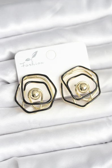 Pirinç Gold Renk Siyah Mineli Geometrik Gül Model Kadın Küpe ürün görseli 1