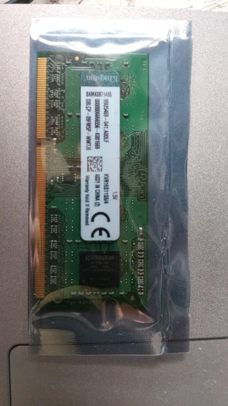 Kingston 4GB DDR3 1600MHz CL11 KVR16S11S8/4 ürün görseli 1