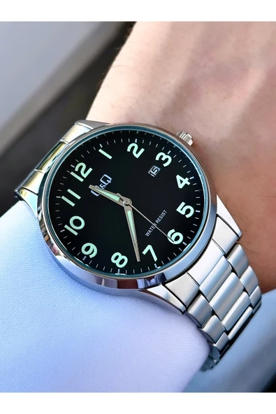Erkek Gümüş Rakamlı Siyah Kadran Tarih Göstergeli Analog Saat  Gümüş ürün görseli 1