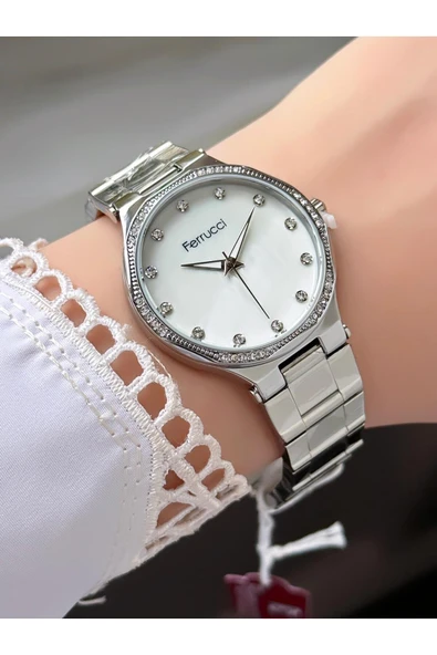 Kadın Yuvarlak Taşlı Kadran Rose Gold Metal Kordon Kol Saati  Gümüş ürün görseli 1