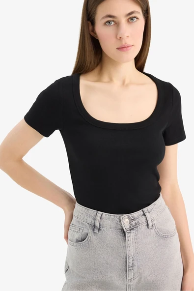 Defacto F0684 SiyahSlim Fit Dar Kesim Bisiklet Yaka Basic Düz Fitilli Kaşkorse Kısa Kollu Siyah Tişört ürün görseli 1