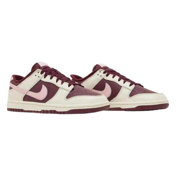 Nike Dunk Low Valentines Day Kadın Spor Ayakkabı ürün görseli 1