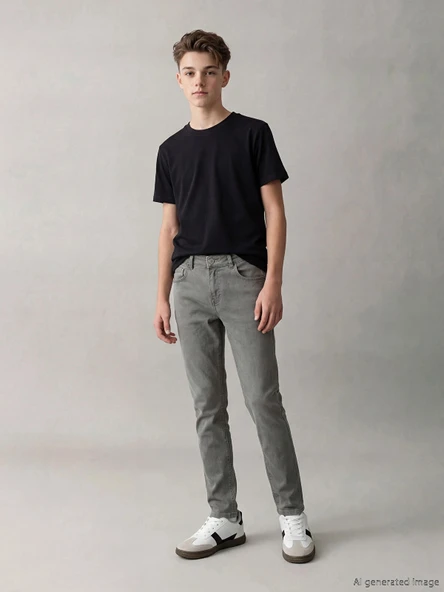 LCW Kids Gri Süper Skinny Fit Erkek Çocuk Jean Pantolon ürün görseli 1