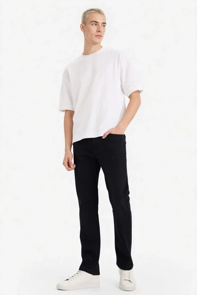 Defacto W6868AZNM40 Siyah Sergio Regular Fit Jean Pantolon ürün görseli 1
