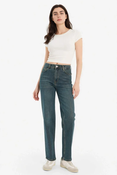 Defacto G8022AXNM34 Mavi Comfort Straıght Normal Bel Bilek Boy Jean Yıkamalı Pantolon ürün görseli 1