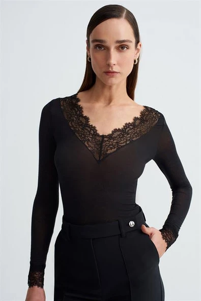 Dantelli Kaşmir Bluz-Siyah 32311-2Y6 ürün görseli 1