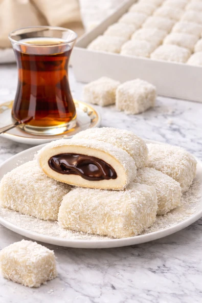 Darende Kayısı Dünyası Hindistan Cevizli Çikolatalı Bohça Lokum (1 Kg) ürün görseli 1