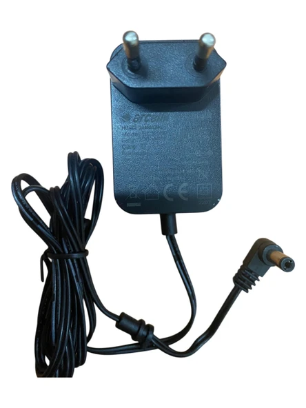 Arçelik RS9034HM - Beko RS8034HM - Grundıg VRC9031 19V 1.5A Robot Süpürge Şarj Adaptörü ürün görseli 1