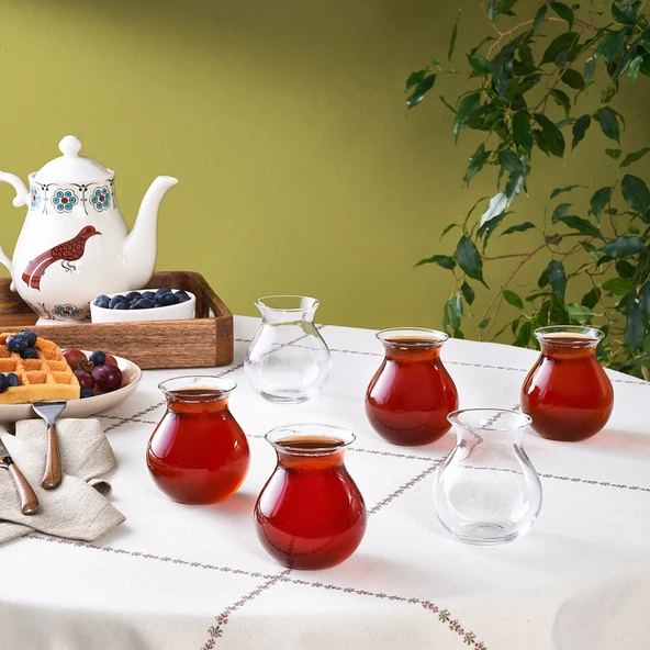 Karaca x Refika Tatlıcan 6'lı Çay Bardağı Seti ürün görseli 1