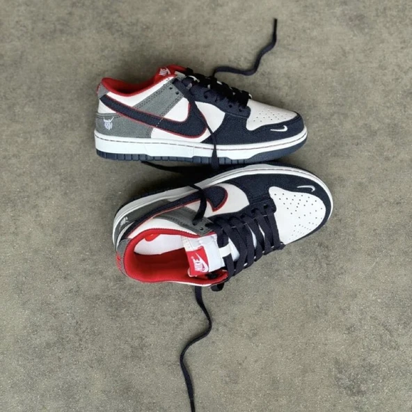 PTTAVM: Nike Dunk Low Venom Pro